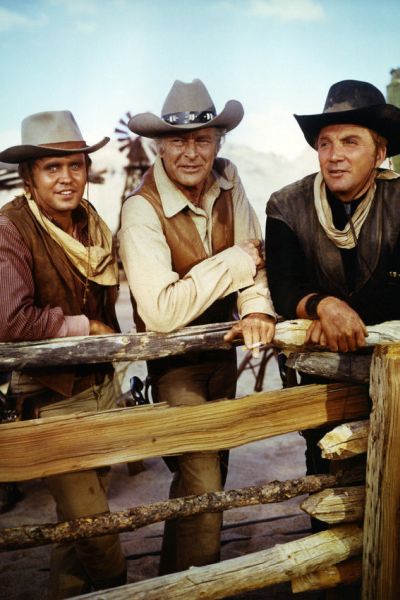 High Chaparral (1967) : The Complete Series - Leif Erickson ( 26 DVD Box Set )