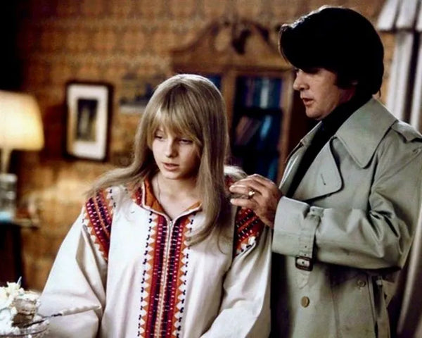 The Little Girl Who Lives Down The Lane (1976) - Jodie Foster  Blu-ray