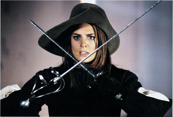 La Femme Musketeer (2004) - Michael York  Blu-ray codefree