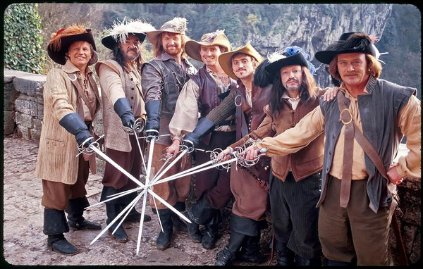 La Femme Musketeer (2004) - Michael York  Blu-ray codefree