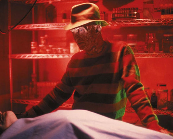 Freddy's Nightmares : A Nightmare on Elm Street The Series (1988) - Robert Englund (4 DVD Box)