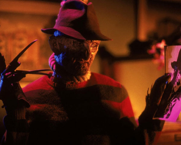 Freddy's Nightmares : A Nightmare on Elm Street The Series (1988) - Robert Englund (4 DVD Box)